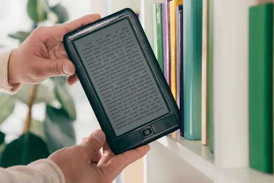 Digital Vs Paper: the advantages of printed paper in publishing and learning
