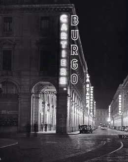 Insegna luminosa sulla prima sede torinese di Burgo (1939)